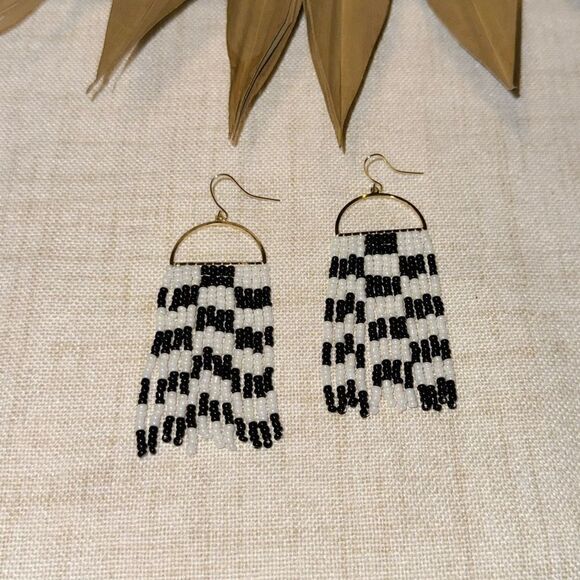 Bohemian beaded drop earrings M494 - Picture 2 of 4